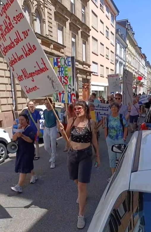 Ein Demonstrationszug
